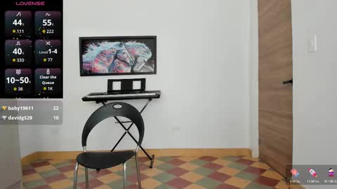 horse_man2 online show from 11/23/25, 01:22