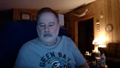 Snapshot of horsebigballs chatting on 11/09/25, 04:33 horsebigballs online show from 11/09/25, 04:33