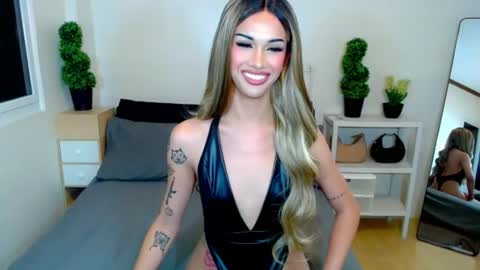 Snapshot of horsecockmadison chatting on 06/18/26, 05:41 Madison online show from 06/18/26, 05:41