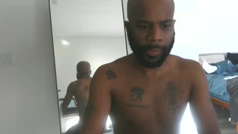 Snapshot of horus00 chatting on 01/10/25, 02:02 Horus00 online show from 01/10/25, 02:02