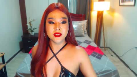 Snapshot of hostessamarats chatting on 10/03/25, 05:04 Amara online show from 10/03/25, 05:04