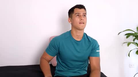 Marcus  Tatti  online show from 12/18/25, 04:35