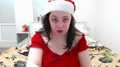 Snapshot of hot_and_pretty chatting on 12/24/24, 09:28 Lila online show from 12/24/24, 09:28