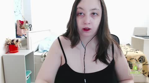 Snapshot of hot_and_pretty chatting on 12/27/24, 12:23 Lila online show from 12/27/24, 12:23