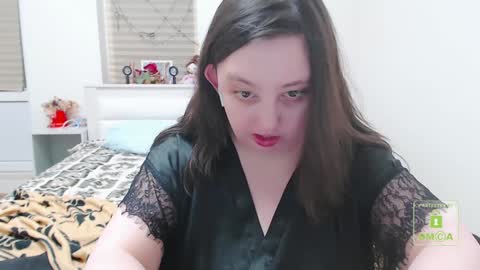 Snapshot of hot_and_pretty chatting on 01/05/25, 03:55 Lila online show from 01/05/25, 03:55