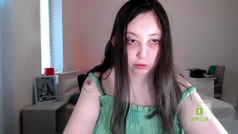 Snapshot of hot_and_pretty chatting on 05/01/26, 05:06 Lila online show from 05/01/26, 05:06