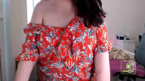 Snapshot of hot_and_pretty chatting on 07/09/26, 03:16 Lila online show from 07/09/26, 03:16