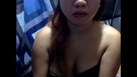 hot_april214 online show from 09/23/25, 10:02