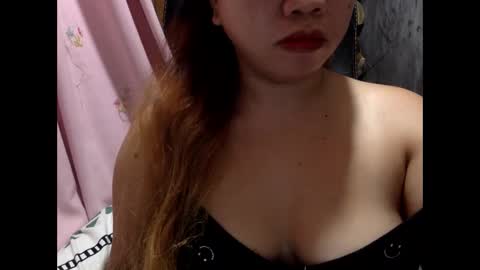 Snapshot of hot_april214 chatting on 12/19/25, 11:17 hot_april214 online show from 12/19/25, 11:17