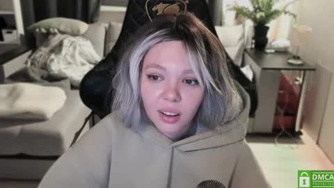 Snapshot of hot_babayaga chatting on 12/01/24, 09:48   online show from 12/01/24, 09:48