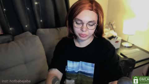 Snapshot of hot_babayaga chatting on 12/21/24, 10:08   online show from 12/21/24, 10:08