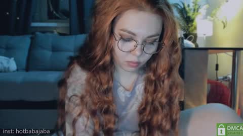 Snapshot of hot_babayaga chatting on 12/24/24, 07:11   online show from 12/24/24, 07:11