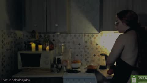 Snapshot of hot_babayaga chatting on 01/05/25, 04:27   online show from 01/05/25, 04:27