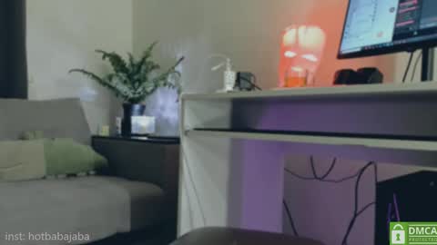 Snapshot of hot_babayaga chatting on 02/08/25, 05:08   online show from 02/08/25, 05:08