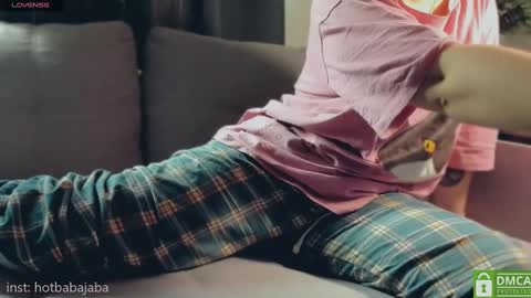 Snapshot of hot_babayaga chatting on 02/17/25, 08:41   online show from 02/17/25, 08:41