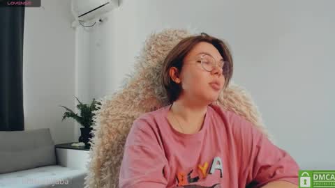 Snapshot of hot_babayaga chatting on 02/25/25, 10:15   online show from 02/25/25, 10:15