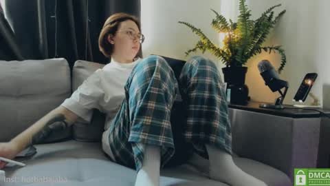 Snapshot of hot_babayaga chatting on 02/27/25, 11:31   online show from 02/27/25, 11:31