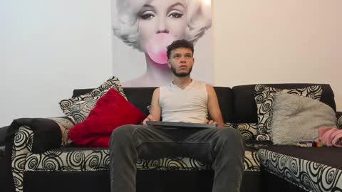 hot bad boy69 online show from 09/25/25, 07:39