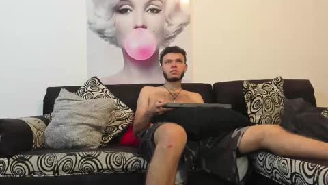 hot bad boy69 online show from 09/29/25, 08:02