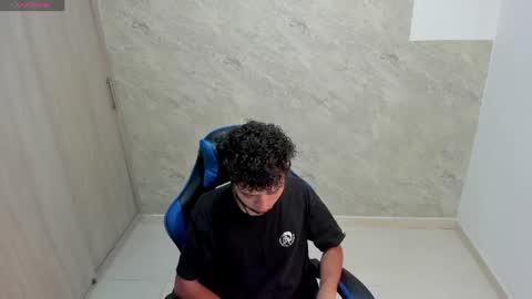 Snapshot of hot_bad_boy69 chatting on 03/18/26, 07:39 hot bad boy69 online show from 03/18/26, 07:39