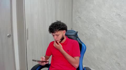 Snapshot of hot_bad_boy69 chatting on 03/25/26, 07:20 hot bad boy69 online show from 03/25/26, 07:20