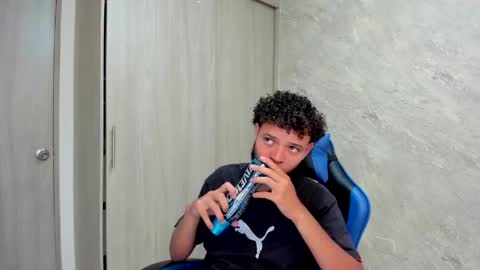 Snapshot of hot_bad_boy69 chatting on 04/14/26, 08:26 hot bad boy69 online show from 04/14/26, 08:26