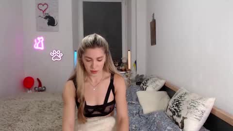 Dashka online show from 10/22/25, 09:03