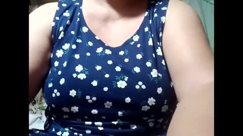 hot_boobs21 online show from 01/07/25, 09:57