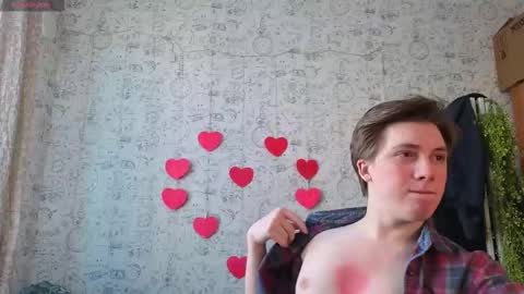 Snapshot of hot_boy_oscar chatting on 02/14/26, 11:18 Oscar online show from 02/14/26, 11:18