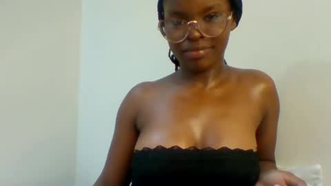 Snapshot of hot_cammy08 chatting on 06/21/26, 08:11 sweet cammy online show from 06/21/26, 08:11