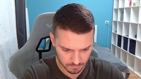 hot_cap_77 online show from 11/23/25, 12:27