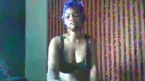 Snapshot of hot_choccoolate chatting on 03/27/26, 08:37 Zarah online show from 03/27/26, 08:37