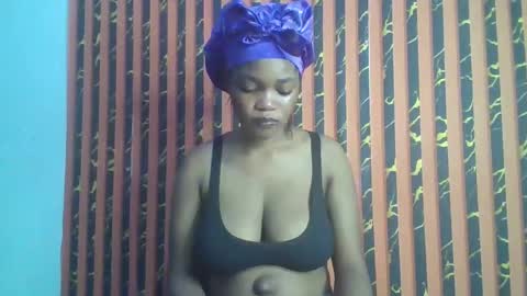 Snapshot of hot_choccoolate chatting on 03/29/26, 07:47 Zarah online show from 03/29/26, 07:47