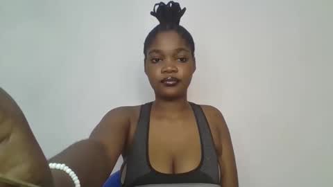 Snapshot of hot_choccoolate chatting on 04/23/26, 08:57 Zarah online show from 04/23/26, 08:57