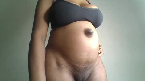 Snapshot of hot_choccoolate chatting on 06/28/26, 12:55 Zarah online show from 06/28/26, 12:55