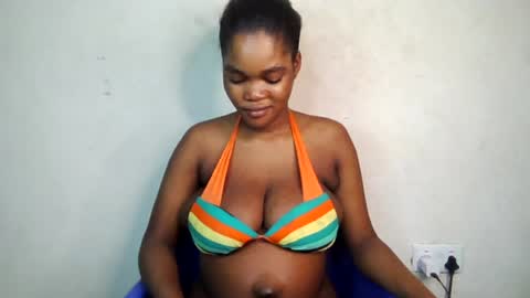 Snapshot of hot_choccoolate chatting on 08/02/26, 12:09 Zarah online show from 08/02/26, 12:09