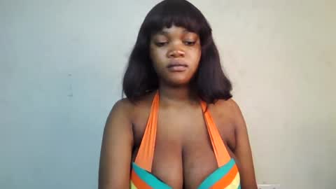 Snapshot of hot_choccoolate chatting on 08/05/26, 01:14 Zarah online show from 08/05/26, 01:14