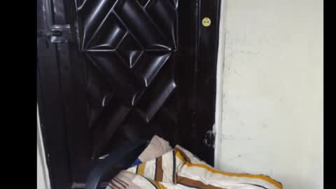 Snapshot of hot_choco2 chatting on 12/15/25, 09:30 Coco online show from 12/15/25, 09:30