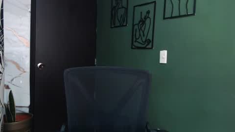 hot chocolate 4u online show from 07/09/26, 05:39