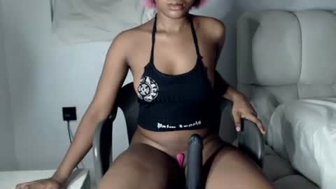 Snapshot of hot_chocoxxxx chatting on 05/02/26, 05:12 sonia mis choco online show from 05/02/26, 05:12