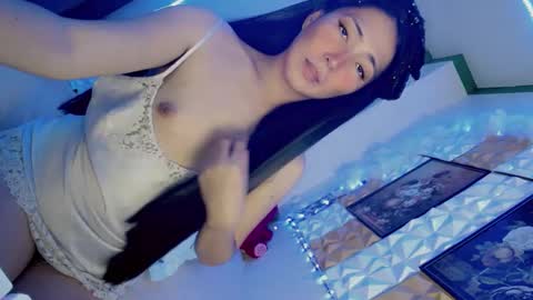 Snapshot of hot_claudia69 chatting on 03/04/25, 12:44 its me CLAUDIA online show from 03/04/25, 12:44