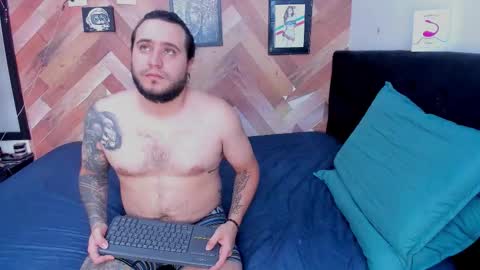 Snapshot of hot_couple_tattooo chatting on 02/28/26, 06:09 Emily Christian online show from 02/28/26, 06:09