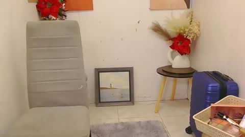 DANIELA online show from 11/24/25, 11:43