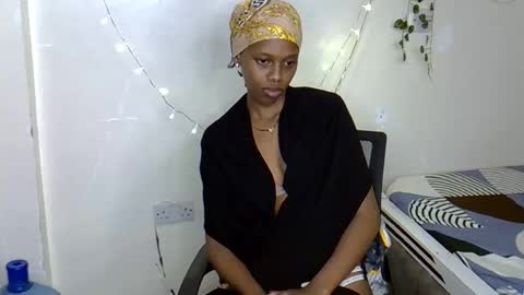 hot_dayne online show from 11/27/25, 02:57