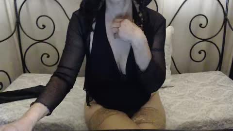 Dina online show from 02/22/25, 08:29