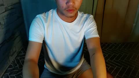 Snapshot of hot_emmanuel chatting on 02/22/25, 10:31 hot_emmanuel online show from 02/22/25, 10:31