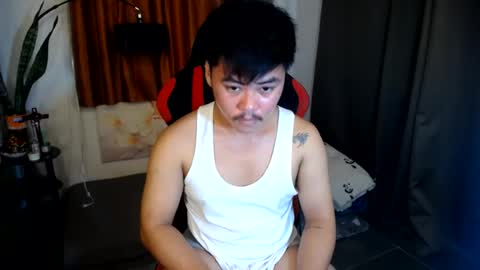 Snapshot of hot_emmanuel chatting on 07/19/26, 03:32 hot_emmanuel online show from 07/19/26, 03:32