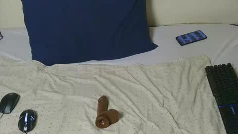 Snapshot of hot_fuckers44 chatting on 10/08/25, 01:53 roy AND eddie online show from 10/08/25, 01:53