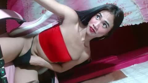 Snapshot of hot_fuckingmedusa69 chatting on 04/28/26, 06:46 Naughty Allison online show from 04/28/26, 06:46