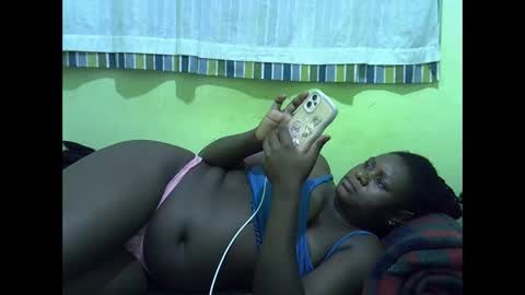 Snapshot of hot_girlly chatting on 02/28/26, 07:37 hot_girlly online show from 02/28/26, 07:37